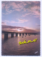 Delcampe - {100596} 17 Charente Maritime, Viaduc De Liaison Oléron - Continent (a) - Puentes
