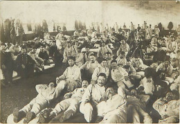 Delcampe - Themes Div-ref-XX967- Militaria - Carte Photo Militaires Au Bivouac - - Manöver