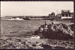 Delcampe - CP " Port-aux-Poules " La Pêche Dans Les Rochers - Szenen