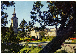 Delcampe - La Souterraine (Creuse) - L'église Et Le Jardin - La Souterraine