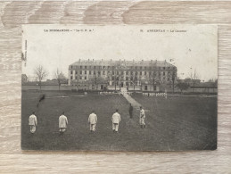 Delcampe - CPA Argentan La Caserne - Militaire - La Normandie - Argentan