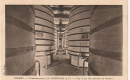 Delcampe - **** 16  ***   COGNAC Etablissements Hennessy Vue Des Foudres TTB  Unused - Cognac