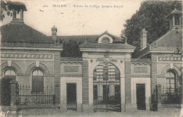 Delcampe - MELUN - ENTREE DU COLLEGE JACQUES AMYOT - Melun