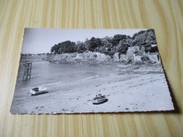 Delcampe - CPSM Saint-Servan (35).La Plage Des Fours à Chaux - Carte Animée. - Saint Servan