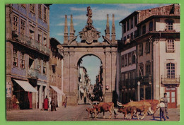 Delcampe - Braga - Arco Da Porta Nova - Costumes Portugueses - Portugal - Braga