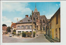Delcampe - Dav : Orne : ECOUCHE : église, Rue Notre Dame, Voiture Deux Chevaux  Citroën - Ecouche