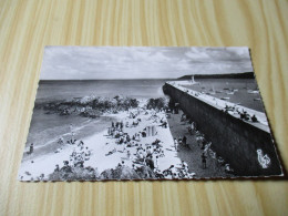 Delcampe - CPSM Binic (22).La Jetée Et Un Coin De La Plage - Carte Animée. - Binic