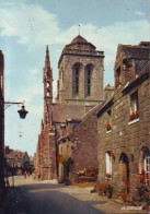 Delcampe - Locronan   G85      CPM  10X15         ( Rue, église) (défaut ) - Locronan