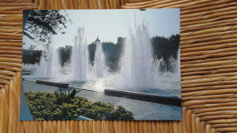 Delcampe - Nice , Les Fontaines De L'espace Masséna - Monuments, édifices