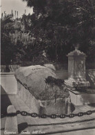 Delcampe - CARTOLINA  CAPRERA SASSARI SARDEGNA TOMBA DELL' EROE VIAGGIATA 1958 - Sassari