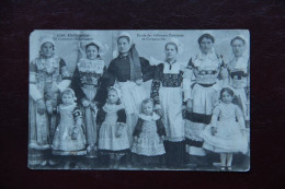 Delcampe - 29 - CHATEAULIN : Etude Des Différents Costumes De Cornouailles - Châteaulin