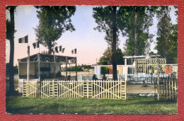 Delcampe - CSM 82 CASTELSARRASIN - La Buvette De La Plage - Bar - Peu Commune - Castelsarrasin