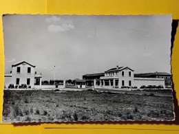 Delcampe - CPSM - 13 - ISTRES - LA BASE AÉRIENNE - Istres