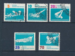 Delcampe - 5 Timbres Oblitérés ALLEMAGNE DE L'EST DDR XII-12 X° Championnats D'Europe De Natation - Natation