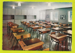 Delcampe - 39 PREMANON Vers Morez N°499 Centre De Montagne Des JACOBEYS Une Salle De Classe En 1972 - Morez