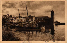 Delcampe - CPA COLLIOURE - Le Vieux Port (292006) - Collioure