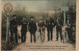 Delcampe - PC DEUTSCHE UND FRANZOSISCHE ZOLLEBEAMTEN, Vintage Postcard (b31077) - Zoll