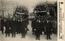 Delcampe - CPA LES ZEPPELINS SUR PARIS Les Funerailles Nationales Des Victimes (176129) - Beerdigungen
