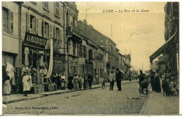 Delcampe - Cpa Lure Commerce A La Maison Bleue, Rue De La Gare ; Animée - Lure