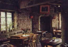 Delcampe - Locronan   G107      CPSM  10X15          Intérieur De "l'auberge Saint Ronan" - Locronan