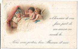 Delcampe - Carte Postale Gaufrée Anges Au Bord Du Lit D'un Petit Enfant - Engel