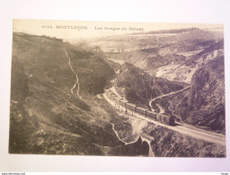 Delcampe - MONTLUCON  (Allier)  :  Les Gorges Du Diénat  (avec Le TRAIN)   1913 - Montlucon