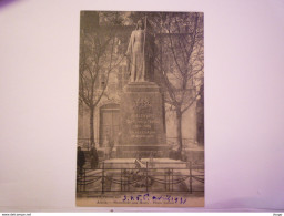 Delcampe - AUCH  (Gers)  :  Monument Aux  MORTS  Place Salinis   1931 - Auch
