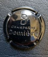 PLAQUE DE  MUSELET CHAMPAGNE DEMIERE NOIR - Taittinger