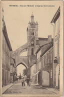 YO 11-(32) MIRANDE - RUE DE L' EVECHE ET EGLISE NOTRE DAME  - 2 SCANS - Mirande