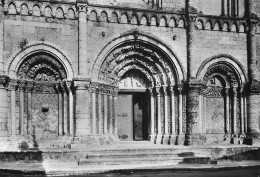 17 PONT L ABBE D ARNOULT L EGLISE - Pont-l'Abbé-d'Arnoult