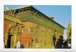 PALACE OF 55 WINDOWS & THE GOLDEN GATE OF BHADGAON. - Nepal