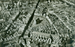 Gouda; Luchtfoto Met O.a. St. Janskerk En Stadhuis - Gelopen. (Fonds Goudse Glazen - Gouda) - Gouda
