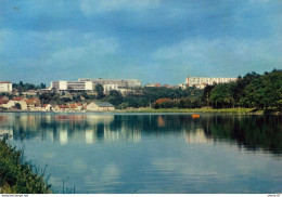 Delcampe - 57 - Creutzwald - Le Lac, Avec Vue Sur Le Breckelberg - Creutzwald