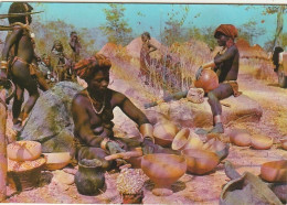 XXX - AFRICA PORTUGUESA  - OLEIRAS MUCUBAIS ( ANGOLA )- FEMMES SEINS NUS - Angola