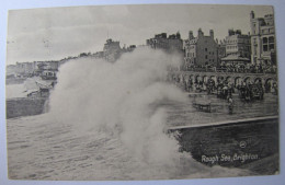 ROYAUME-UNI - ANGLETERRE - SUSSEX - BRIGHTON - Rough Sea - Brighton