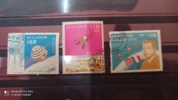 Equateur- 1967 - Coopération Spatiale Franco-américaine - Yvert.762 +PA.464-65 - Ecuador