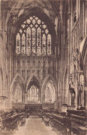 L247 England  Wells Cathedral Choir East Vintage Postcard - Wells
