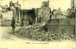 Belgique -  Flandre Occidentale - Ieper - Ypres - Un Coin De La Grand'Place - Ieper