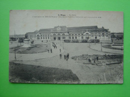 Mons - La Gare - Construite En 1865 - 1870 Pour Remplacer L'ancien Bâtiment Qui Remontait à 1841 - Mons