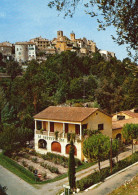 CPM - L - ALPES MARITIMES - BIOT - AU PIED DE CE VIEUX VILLAGE LA VERRERIE A L'ANCIENNE - ON Y SOUFFLE LE VERRE - Biot