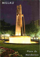 12 - Millau - Le Jet D'eau De La Place Du Mandarous - Vue De Nuit - Carte Neuve - CPM - Voir Scans Recto-Verso - Millau