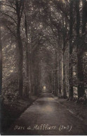 PArc De MAFFLIERS - Carte Photo - état - Maffliers