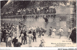 AIDP2-TAUREAUX-0112 - Moeurs Et Coutumes De La Provence - Une Arrivée De Taureaux â Beaucaire La Juillet - Stiere