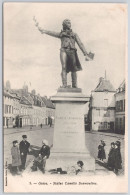 Guise. Statue CAMILLE DESMOULINS 1385 - Guise