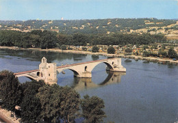 13 TARASCON LA COLLEGIALE - Tarascon