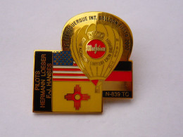 BIG Pins MONGOLFIERE WARSTEINER PILOTS LOESER HANSES   F J HANSES 2 Attaches NEUF - Airships
