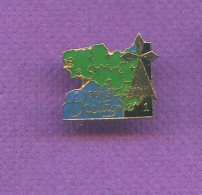 Rare Pins 3615 Bretagne ( Minitel ) A608 - Telecom Francesi