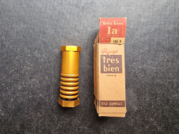 PARFUM COSMETIQUE ANCIEN (V2507) ROUGE TRES BIEN PARIS (4 Vues) Rouge à Lèvre Dans Sa Boite Années 40 - 50 - Beauty Products