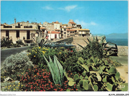 ALYP4-0338-06 - ANTIBES - Ses Remparts Fleuris - Antibes - Les Remparts