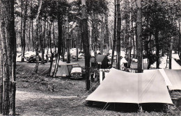 33* ANDERNOS LES BAINS  Terrain  De Camping  CPSM (format 9x14cm)       RL47,0934 - Andernos-les-Bains